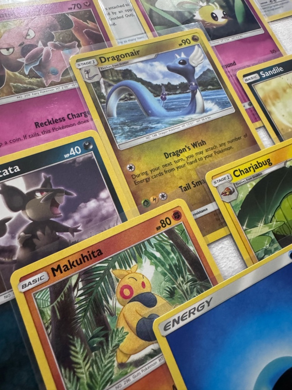 11 Pokémon Cards – Sun & Moon Base Set